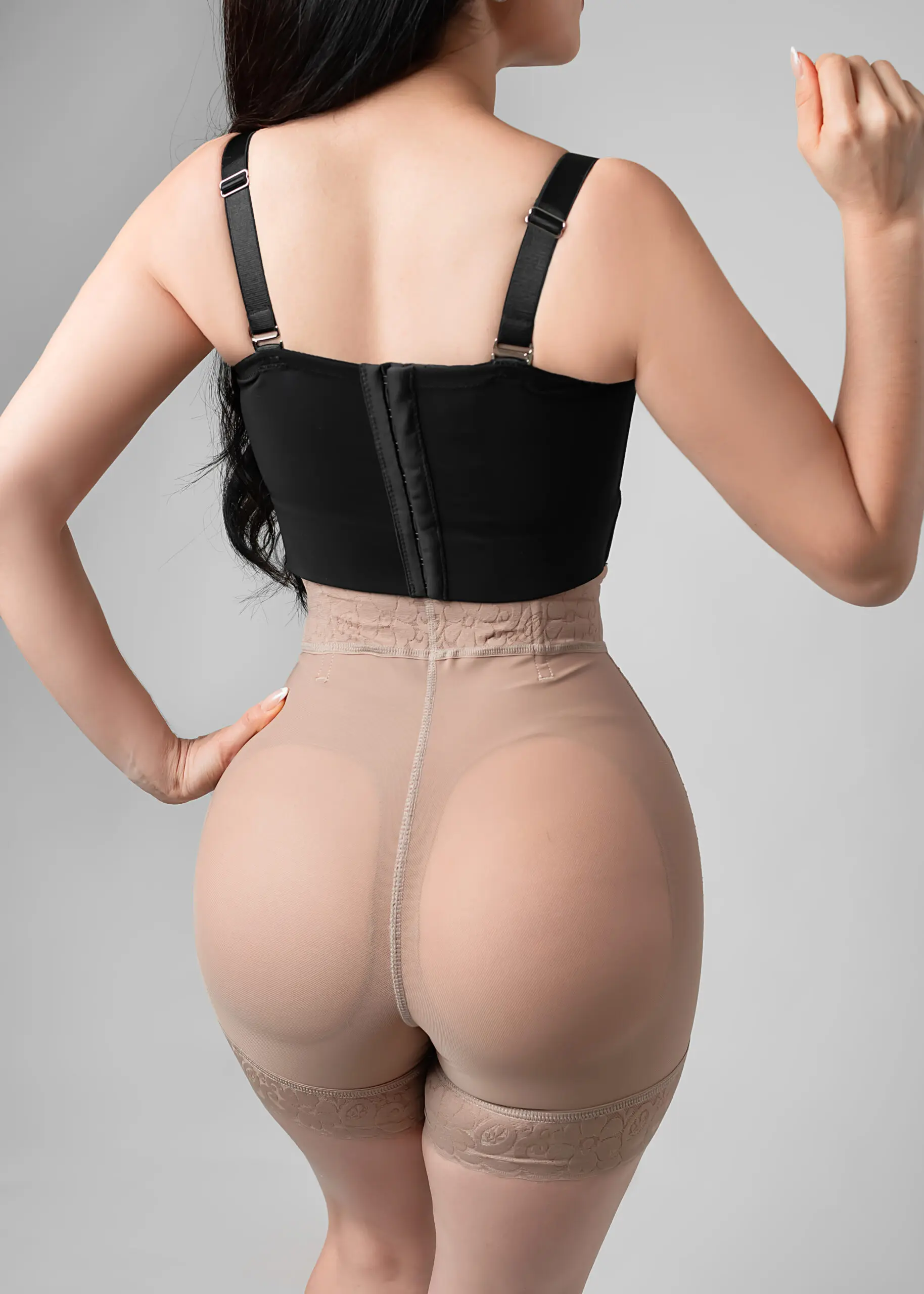 ultra invisible atras