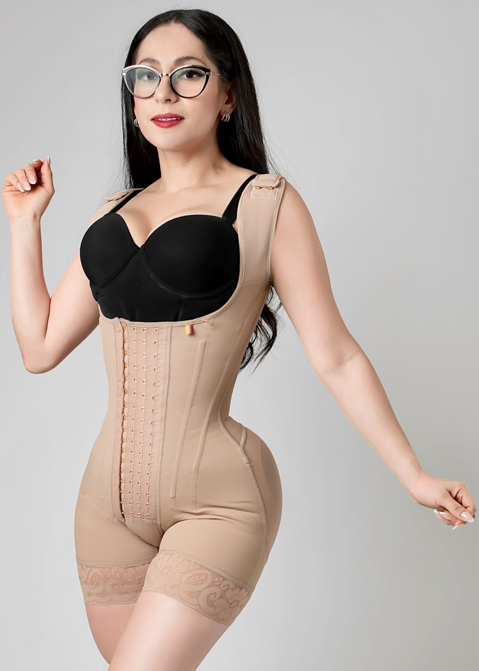 Body Reloj de Arena Levanta Glúteo con Varillas Flexibles Ref. 7401-1 | Dulce Reyes Fajas